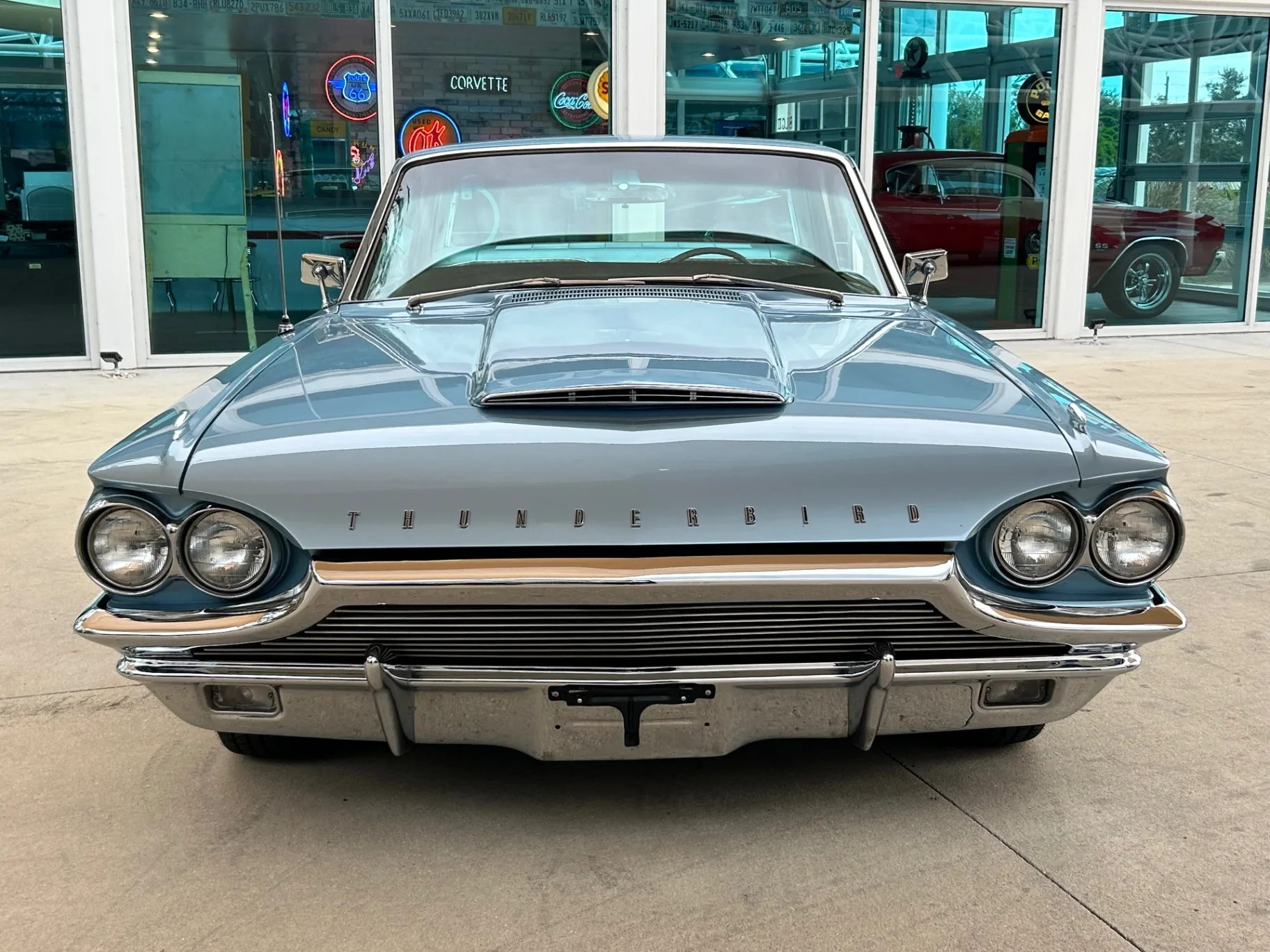 1964 Ford Thunderbird